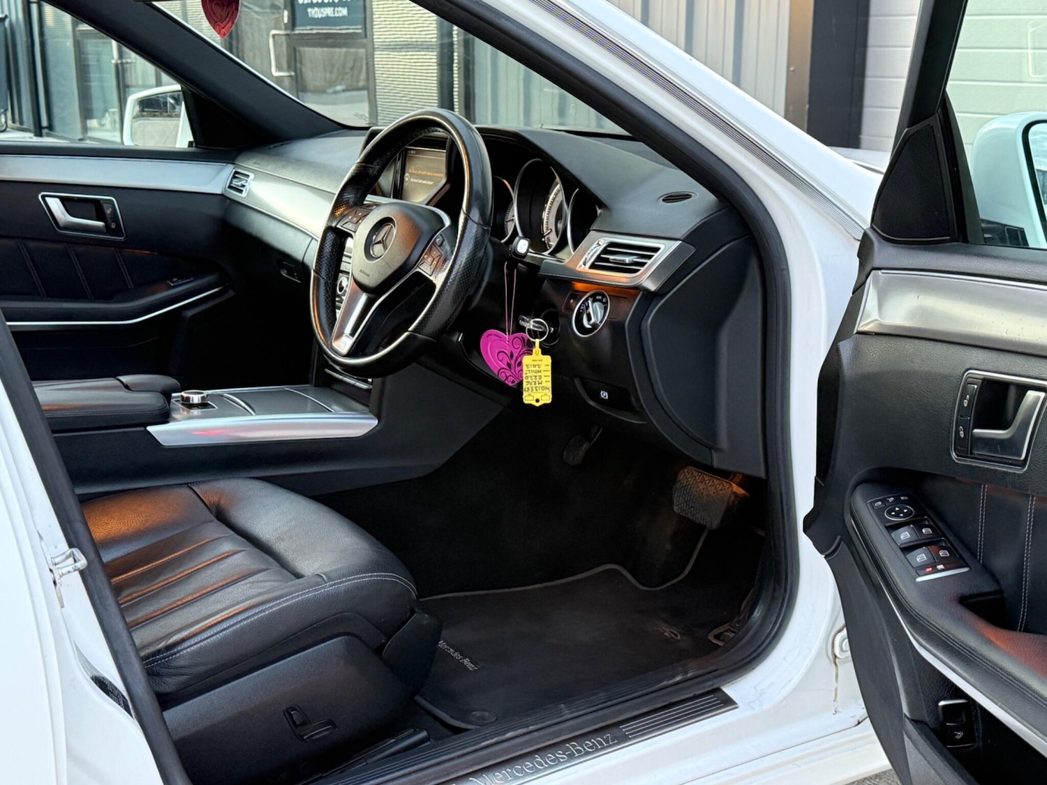 Used Mercedes-Benz E Class 2015 for sale - 76786934: Photo 13