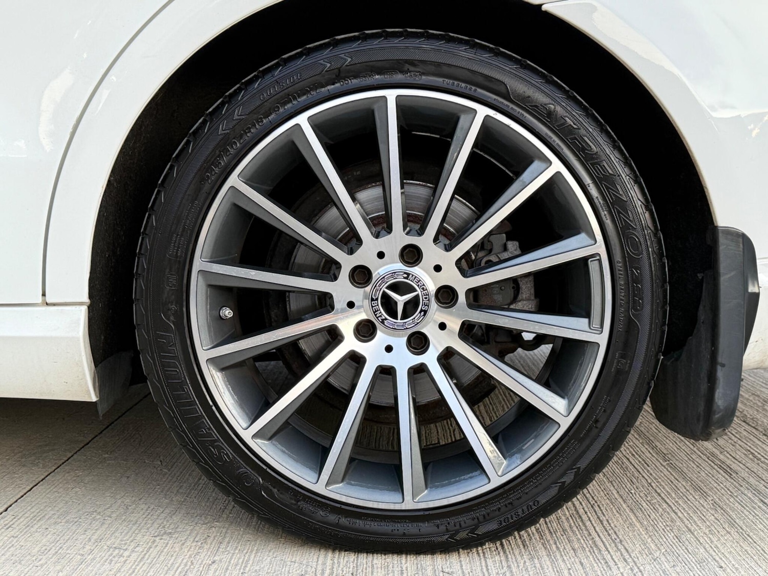 Used Mercedes-Benz E Class 2015 for sale - 76786934: Photo 19