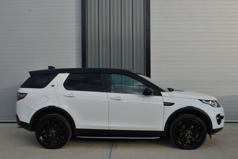 Used Land Rover Discovery Sport 2017 for sale - 77003769: Photo 2