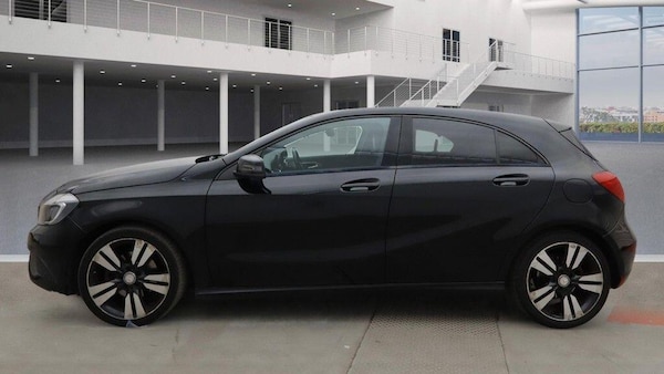 Used Mercedes-Benz A-Class 2014 for sale - 76306629: Photo 6