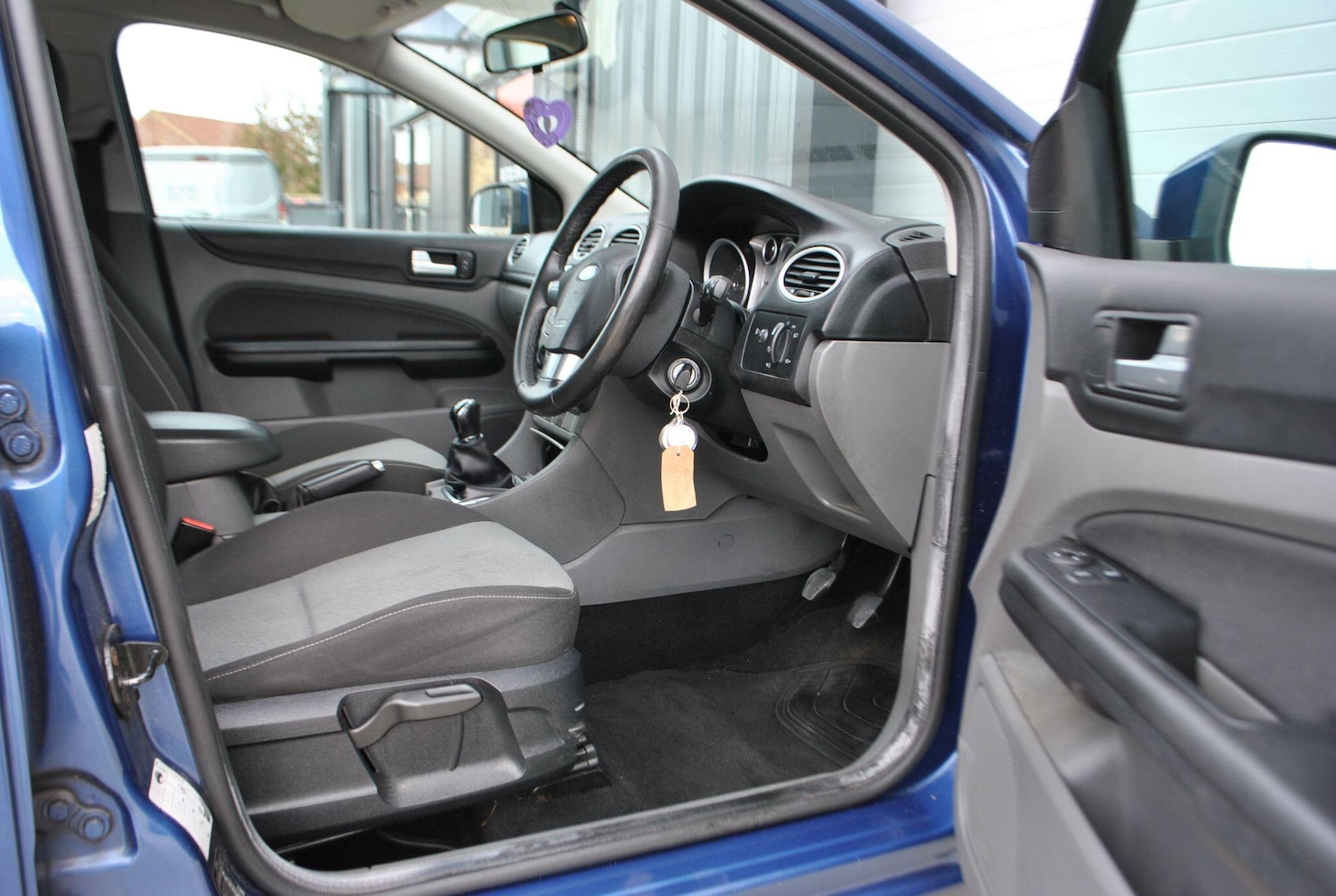 Used Ford Focus 2008 for sale - 76823811: Photo 17