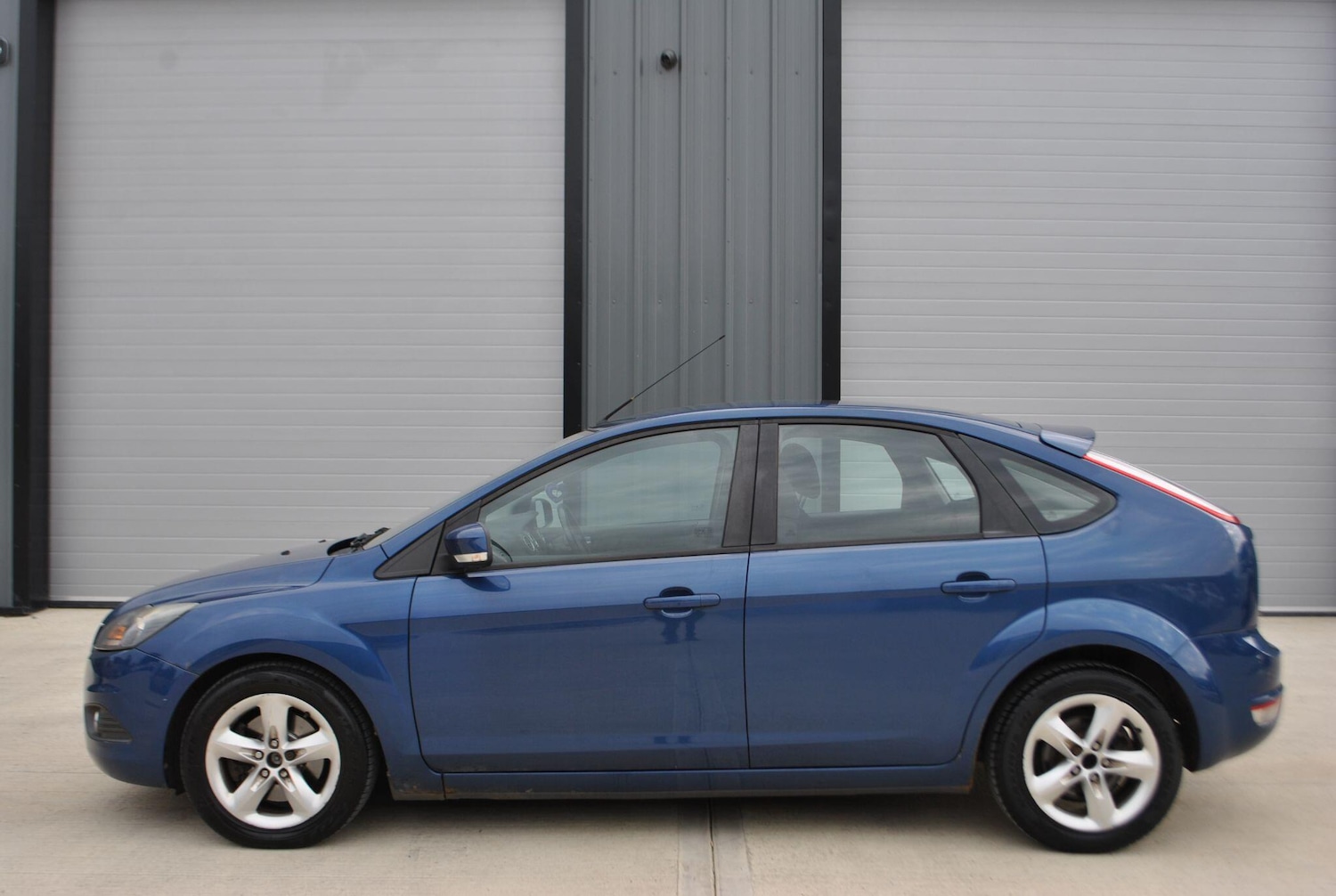 Used Ford Focus 2008 for sale - 76823811: Photo 3
