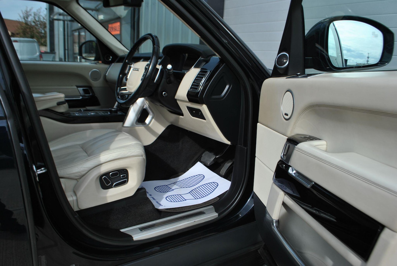 Used Land Rover Range Rover 2015 for sale - 76786544: Photo 23