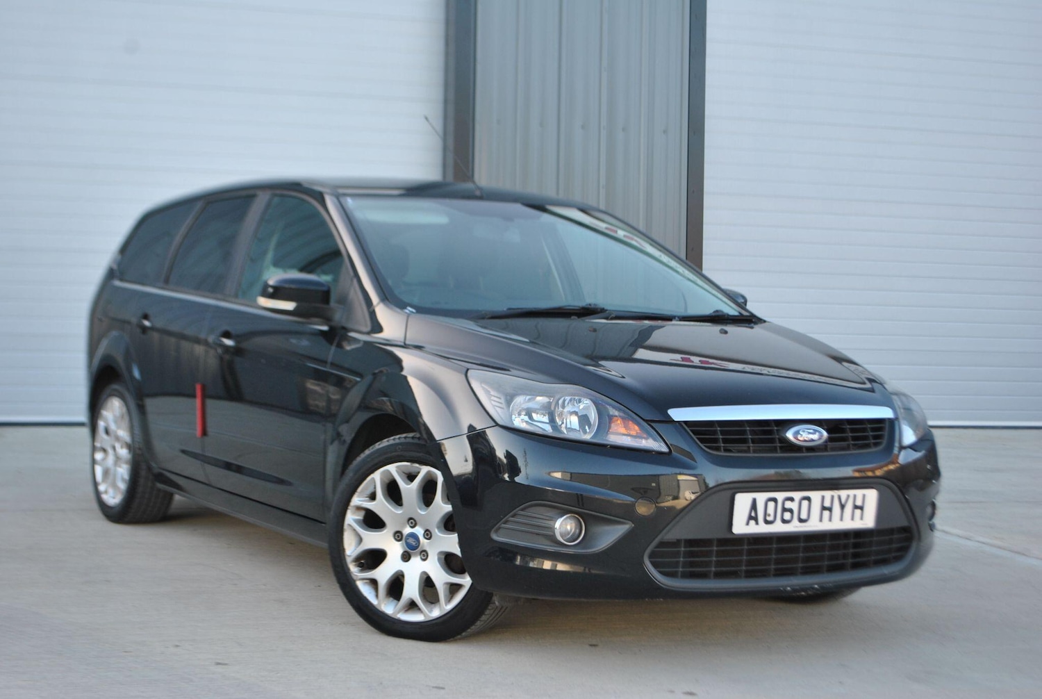 Used Ford Focus 2010 for sale - 76786710: Photo 1