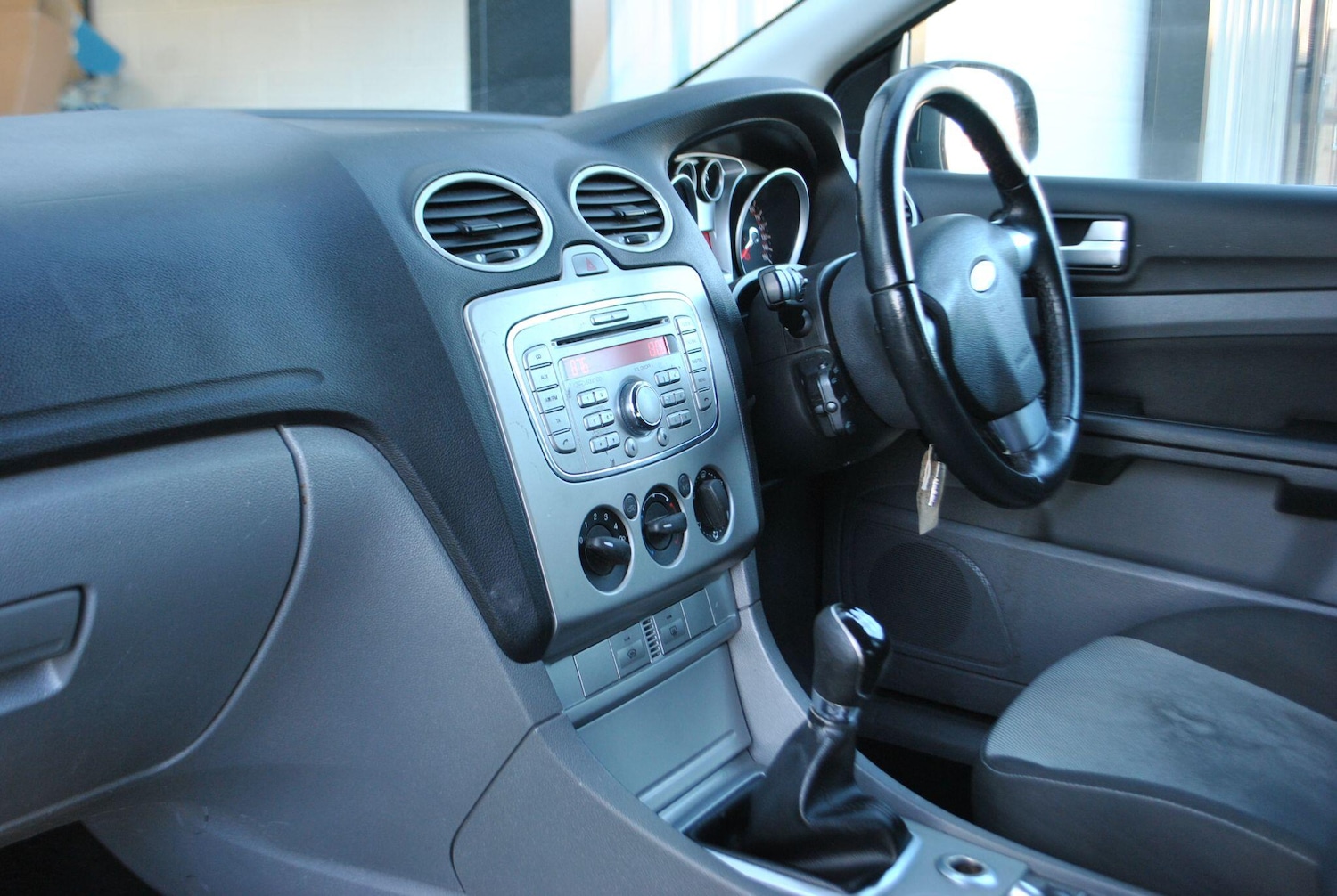 Used Ford Focus 2010 for sale - 76786710: Photo 10