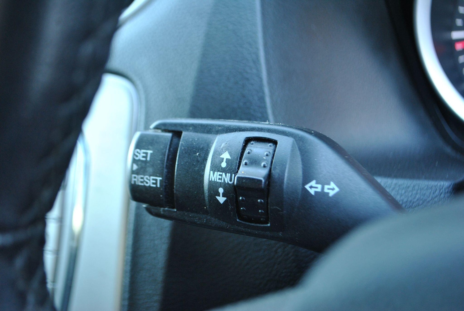 Used Ford Focus 2010 for sale - 76786710: Photo 19