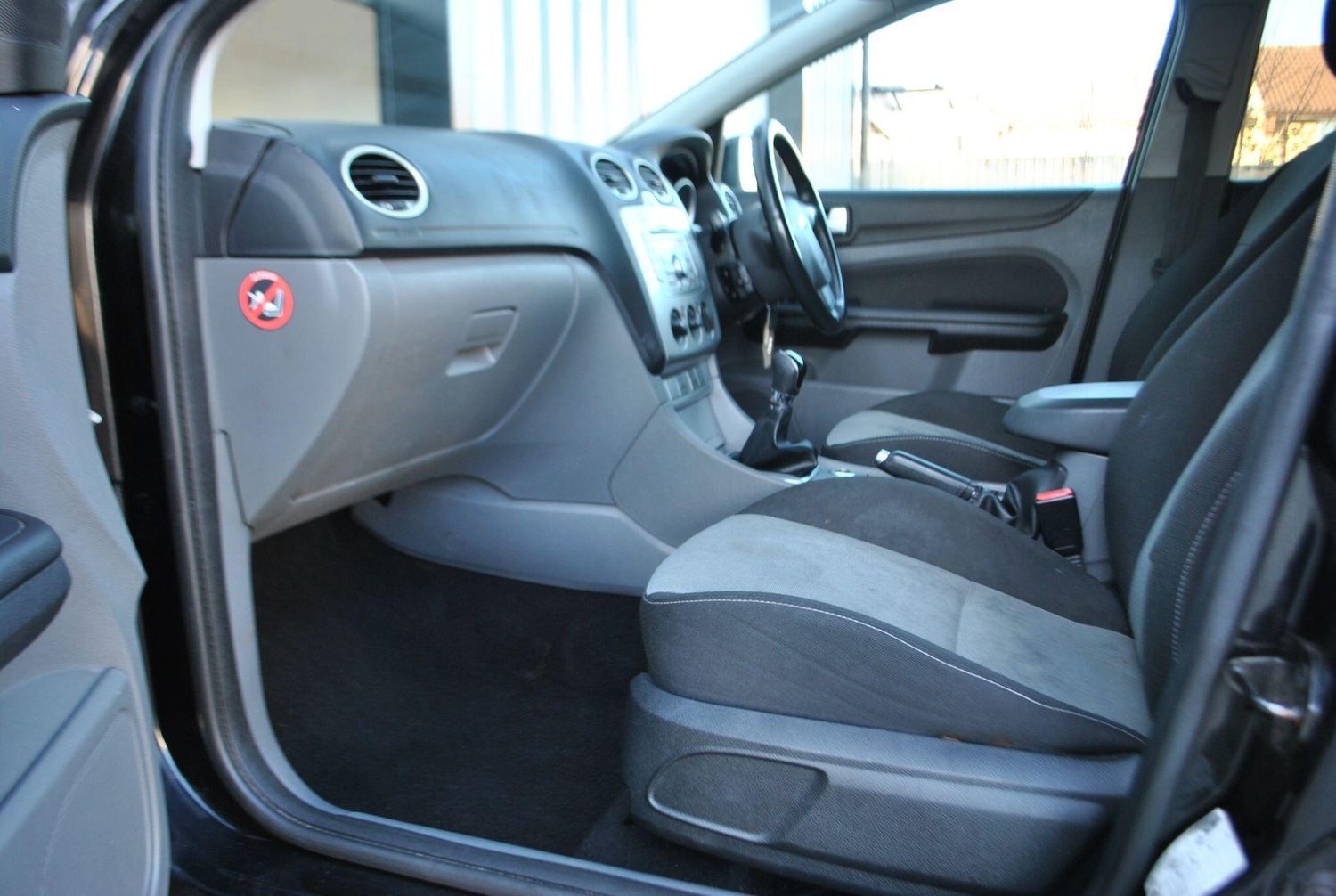 Used Ford Focus 2010 for sale - 76786710: Photo 8