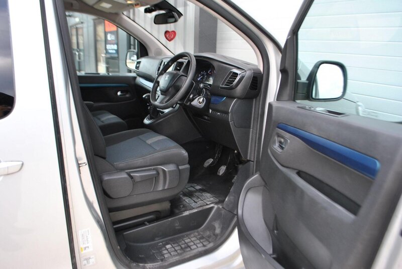 Used Peugeot Traveller 2016 for sale - 77003761: Photo 12