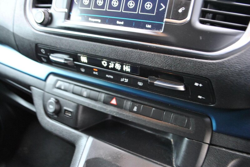 Used Peugeot Traveller 2016 for sale - 77003761: Photo 18