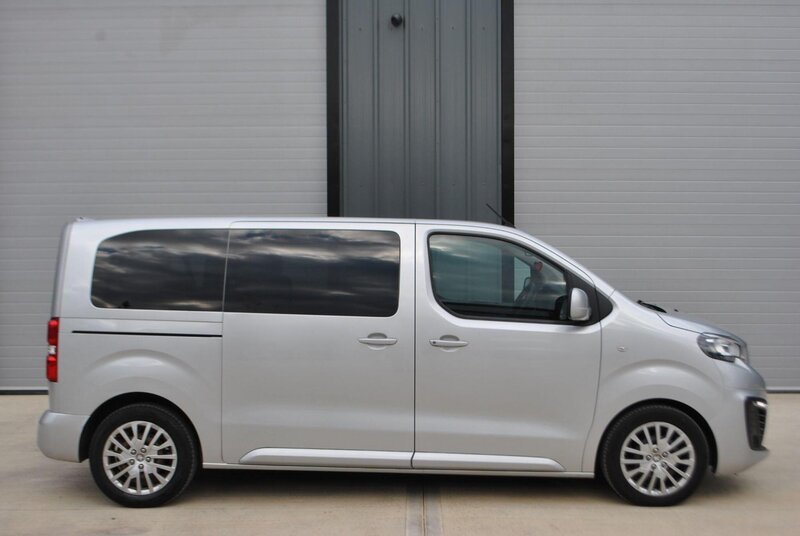 Used Peugeot Traveller 2016 for sale - 77003761: Photo 2