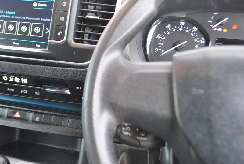 Used Peugeot Traveller 2016 for sale - 77003761: Photo 20