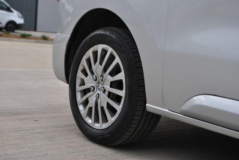 Used Peugeot Traveller 2016 for sale - 77003761: Photo 23