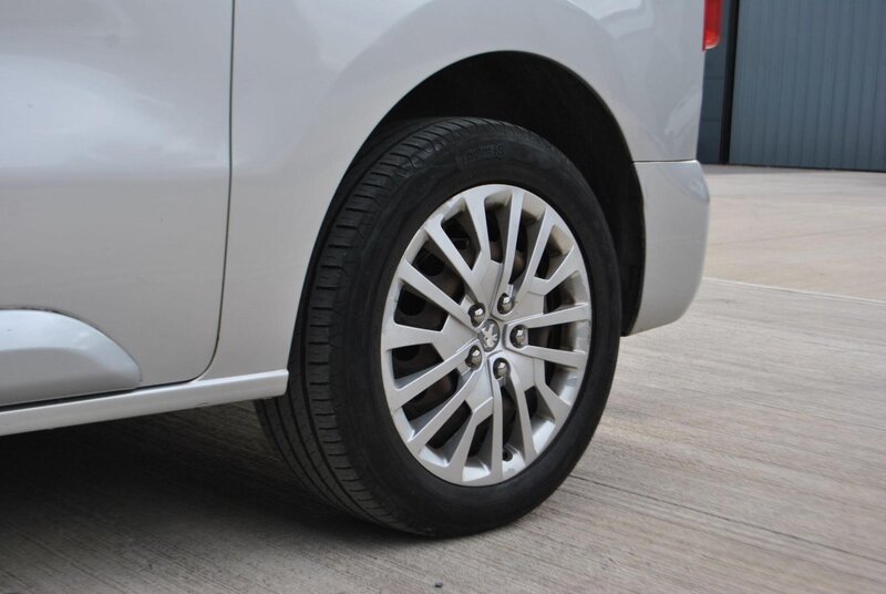 Used Peugeot Traveller 2016 for sale - 77003761: Photo 26