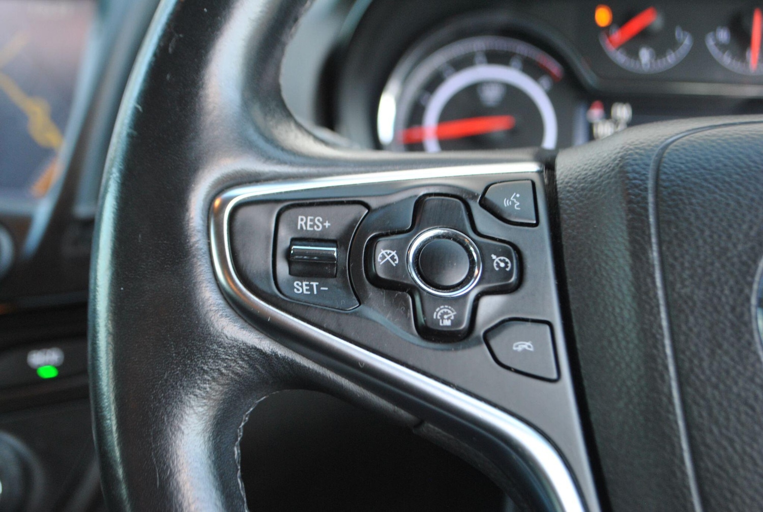 Used Vauxhall Insignia 2015 for sale - 76671184: Photo 23