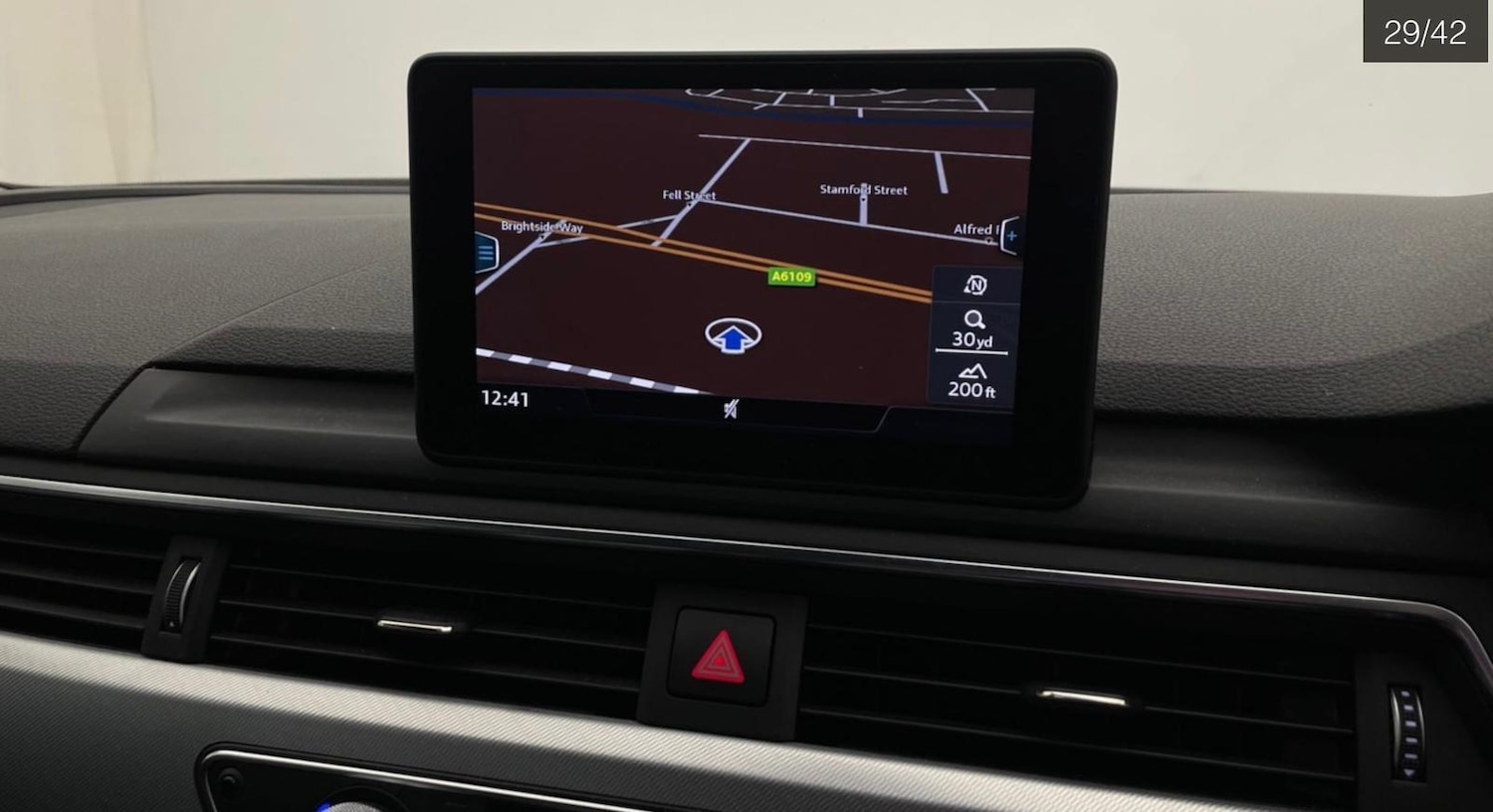 Used Audi A4 Avant 2017 for sale - 76759610: Photo 13