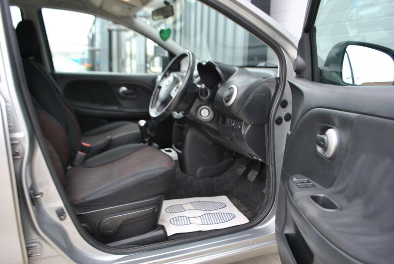 Used Nissan Note 2010 for sale - 77003771: Photo 13