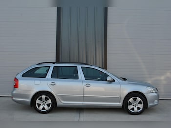 Used Skoda Octavia 2012 for sale - 75563075: Photo