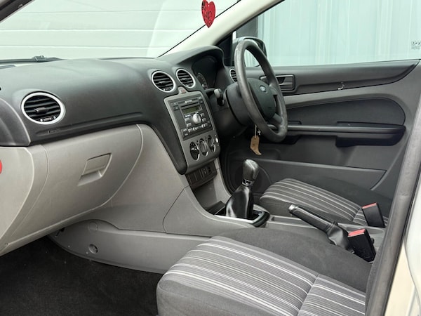 Used Ford Focus 2009 for sale - 75552441: Photo 10