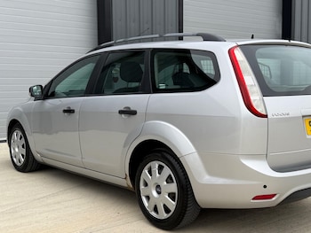 Used Ford Focus 2009 for sale - 75552441: Photo