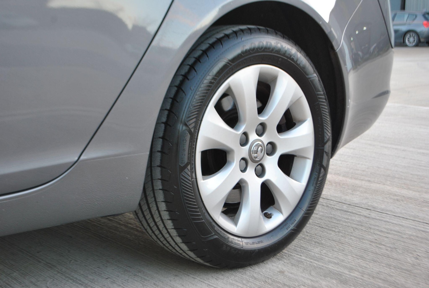 Used Vauxhall Insignia 2015 for sale - 76786402: Photo 28