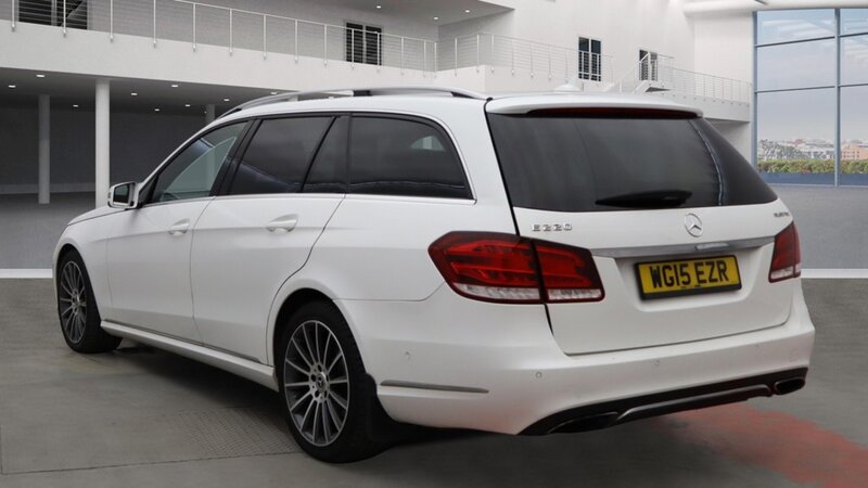 Used Mercedes-Benz E Class 2015 for sale - 77457953: Photo 3