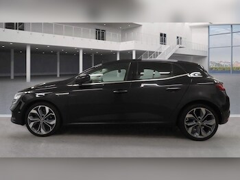 Used Renault Megane 2017 for sale - 76000735: Photo