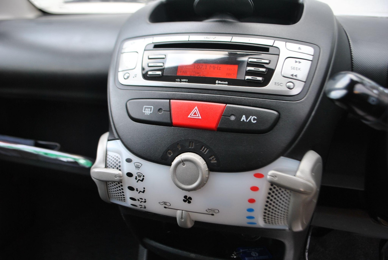 Used Peugeot 107 2012 for sale - 76521926: Photo 19