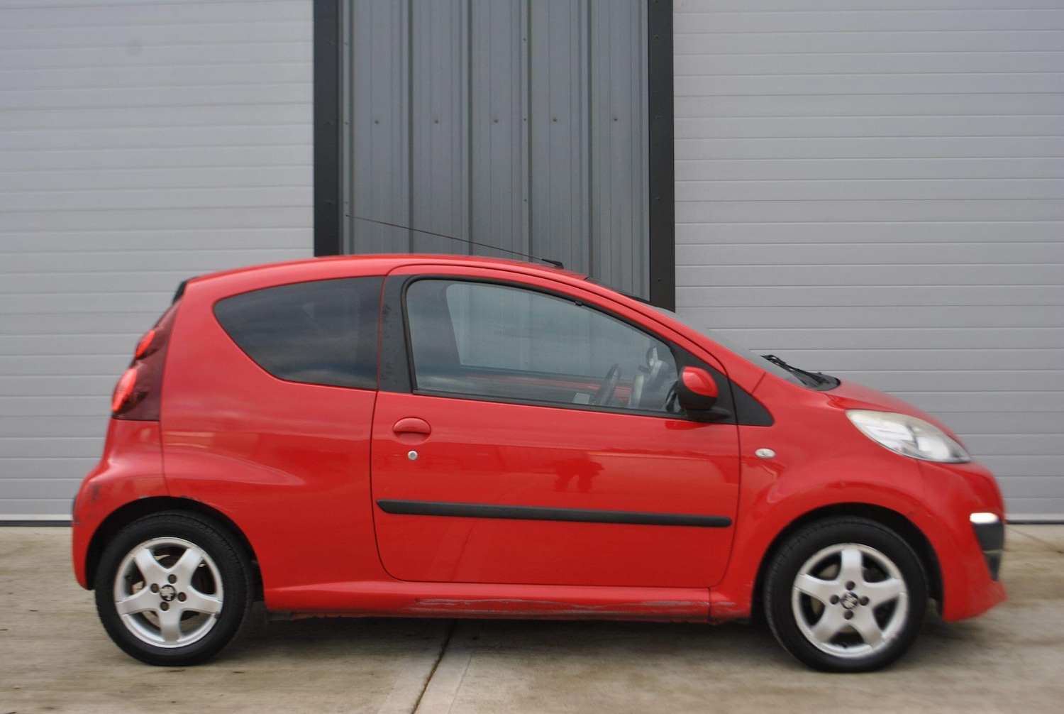 Used Peugeot 107 2012 for sale - 76521926: Photo 2