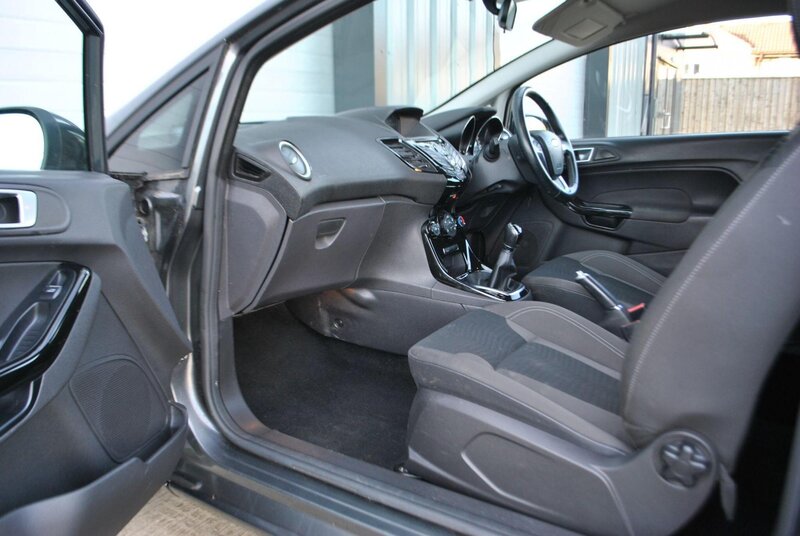 Used Ford Fiesta 2017 for sale - 77003765: Photo 8