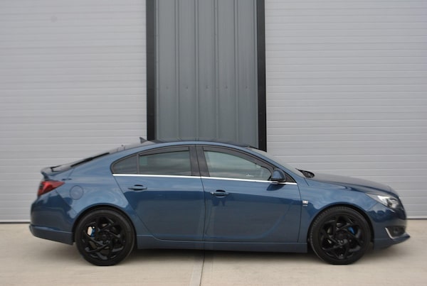 Used Vauxhall Insignia 2015 for sale - 76179815: Photo 2