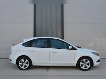 Used Ford Focus 2010 for sale - 75387180: Photo