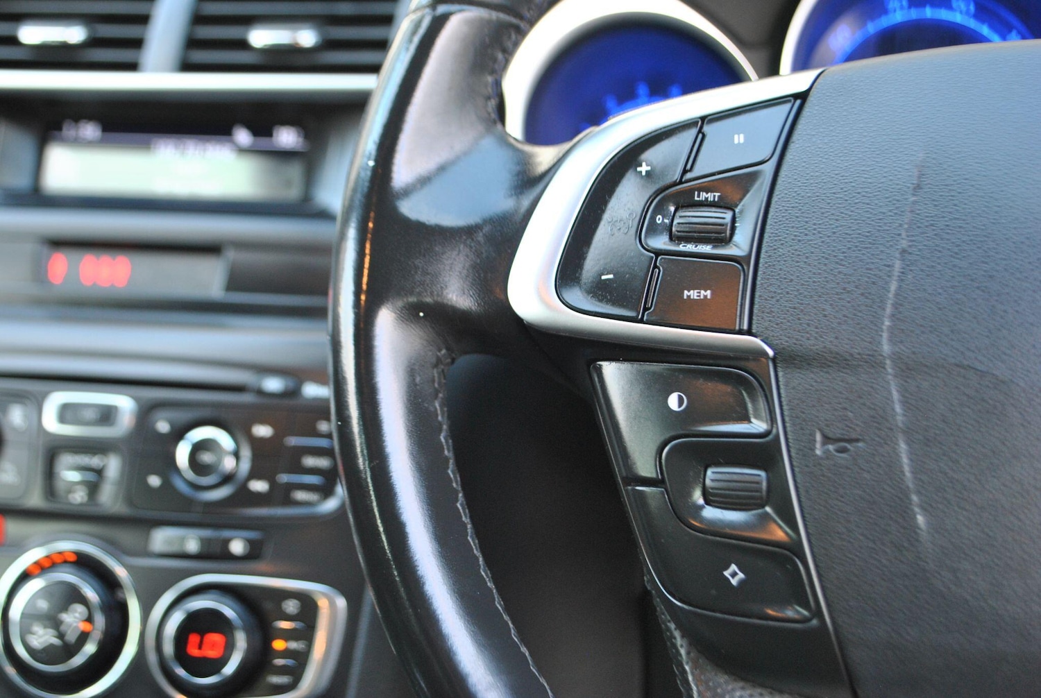 Used Citroen DS4 2013 for sale - 76786521: Photo 23