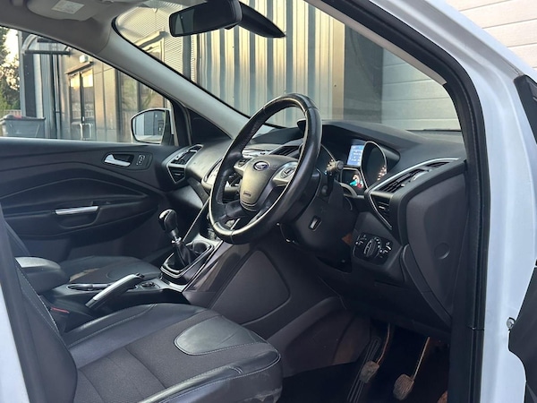 Used Ford Kuga 2015 for sale - 75030968: Photo 8
