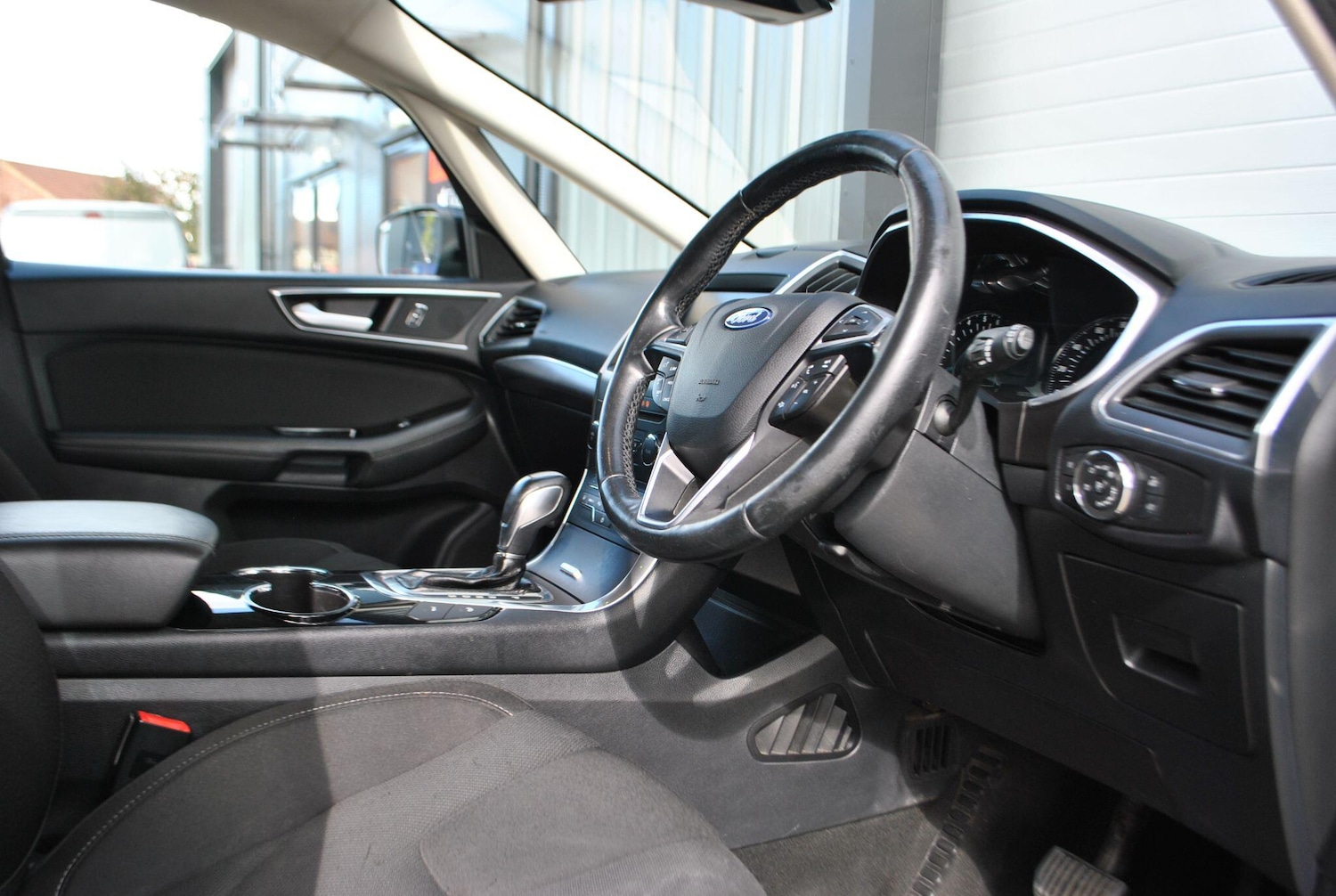 Used Ford S-Max 2016 for sale - 76786945: Photo 16
