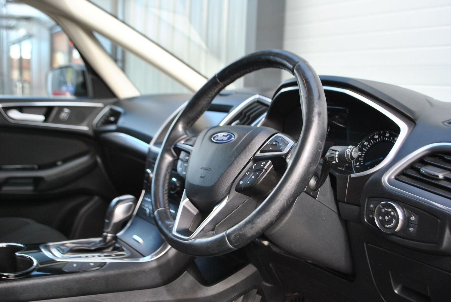 Used Ford S-Max 2016 for sale - 76786945: Photo 17