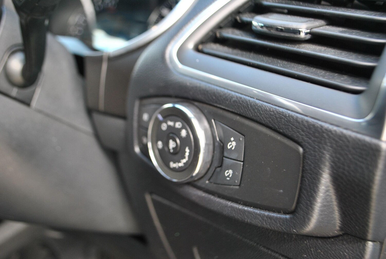 Used Ford S-Max 2016 for sale - 76786945: Photo 18