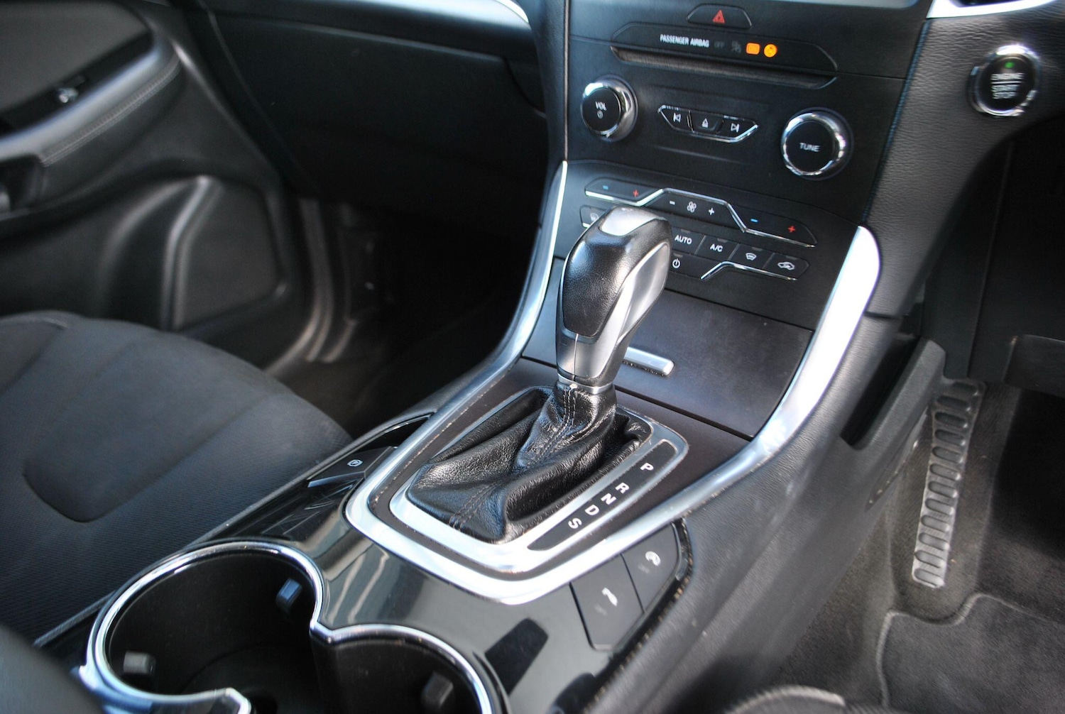 Used Ford S-Max 2016 for sale - 76786945: Photo 19