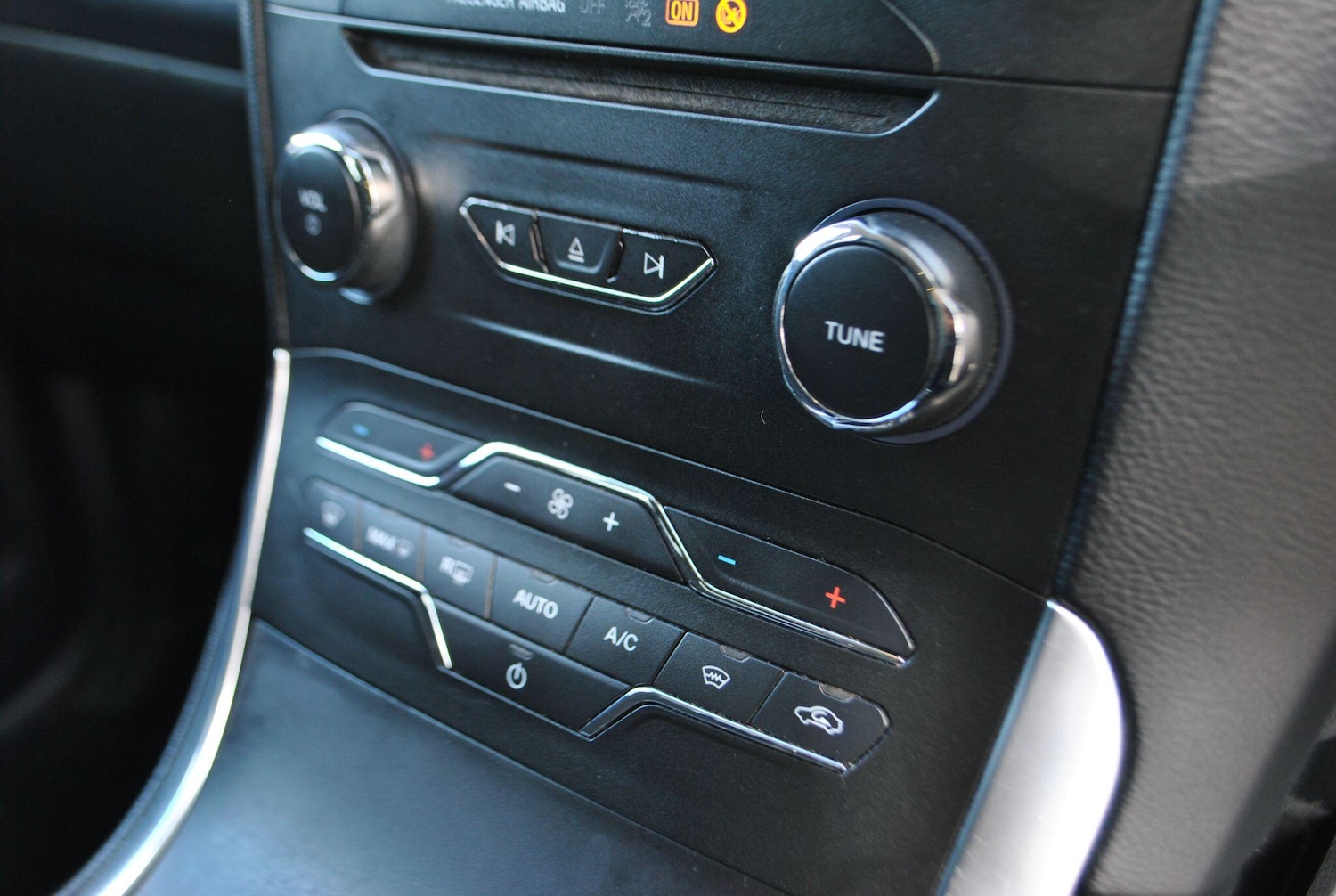 Used Ford S-Max 2016 for sale - 76786945: Photo 21