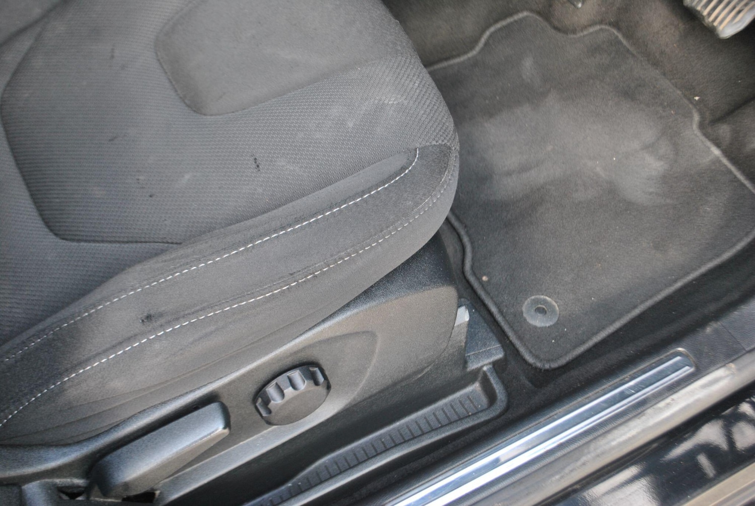 Used Ford S-Max 2016 for sale - 76786945: Photo 26