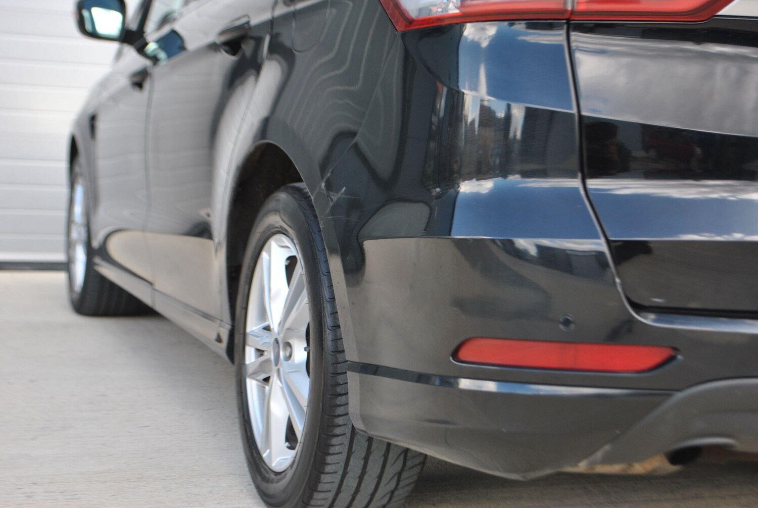 Used Ford S-Max 2016 for sale - 76786945: Photo 34