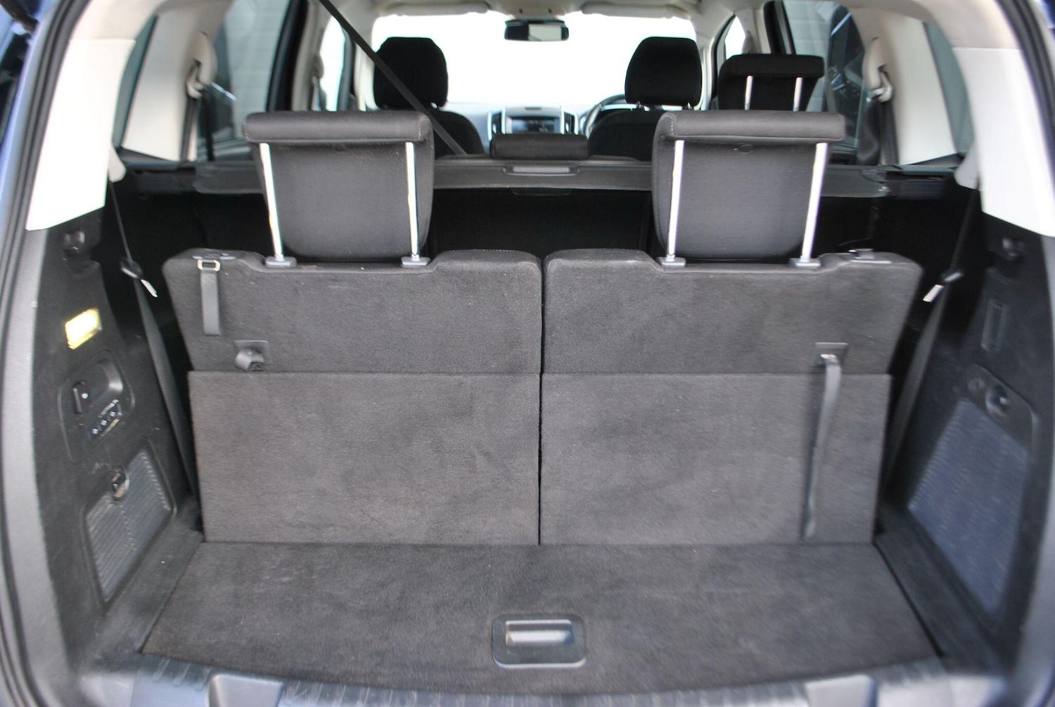 Used Ford S-Max 2016 for sale - 76786945: Photo 37