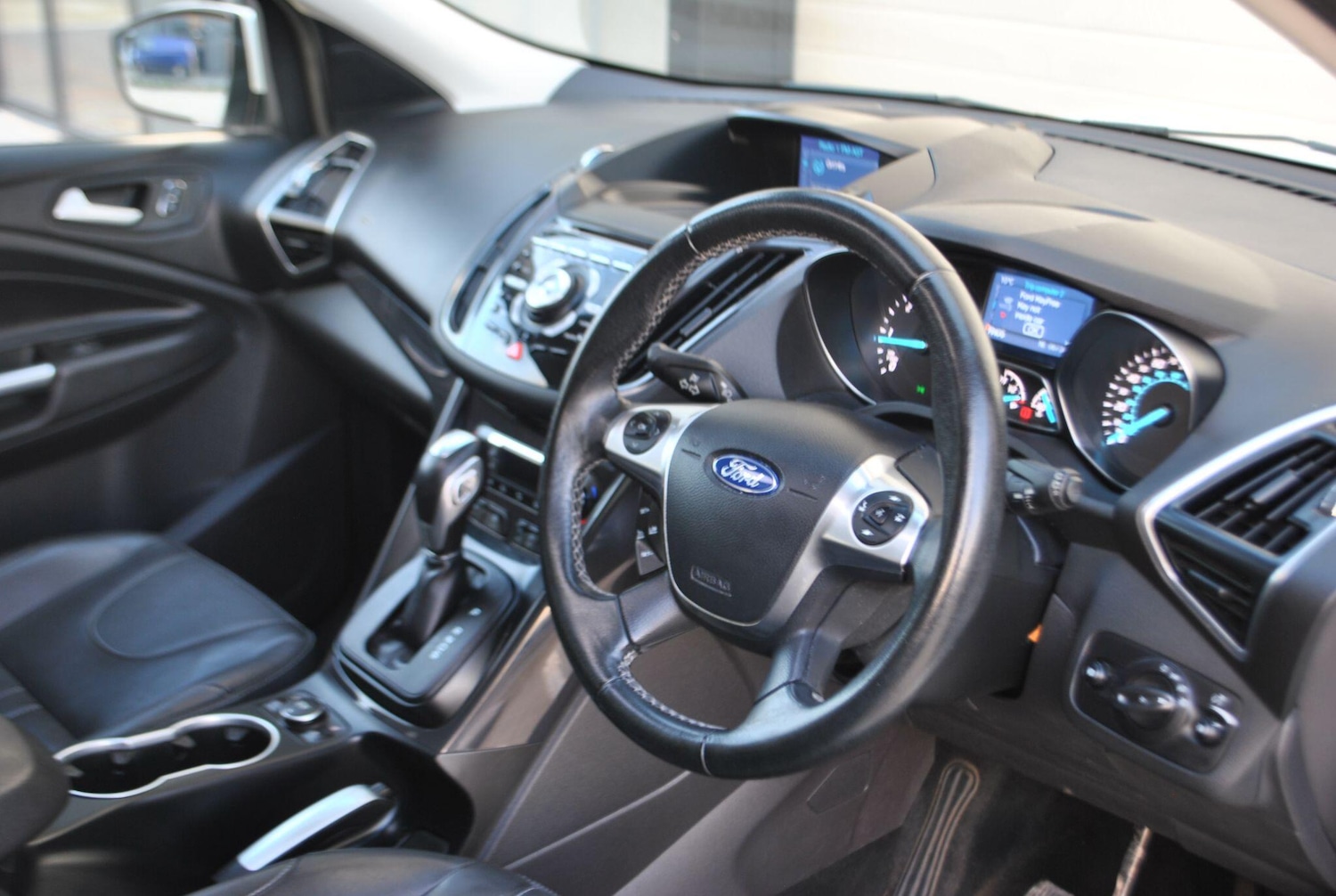 Used Ford Kuga 2015 for sale - 76801687: Photo 15