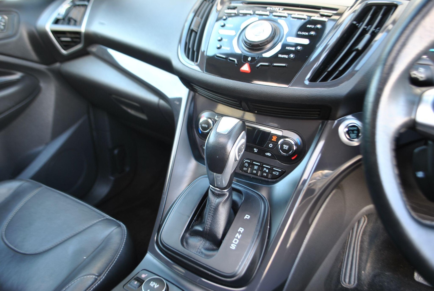 Used Ford Kuga 2015 for sale - 76801687: Photo 16