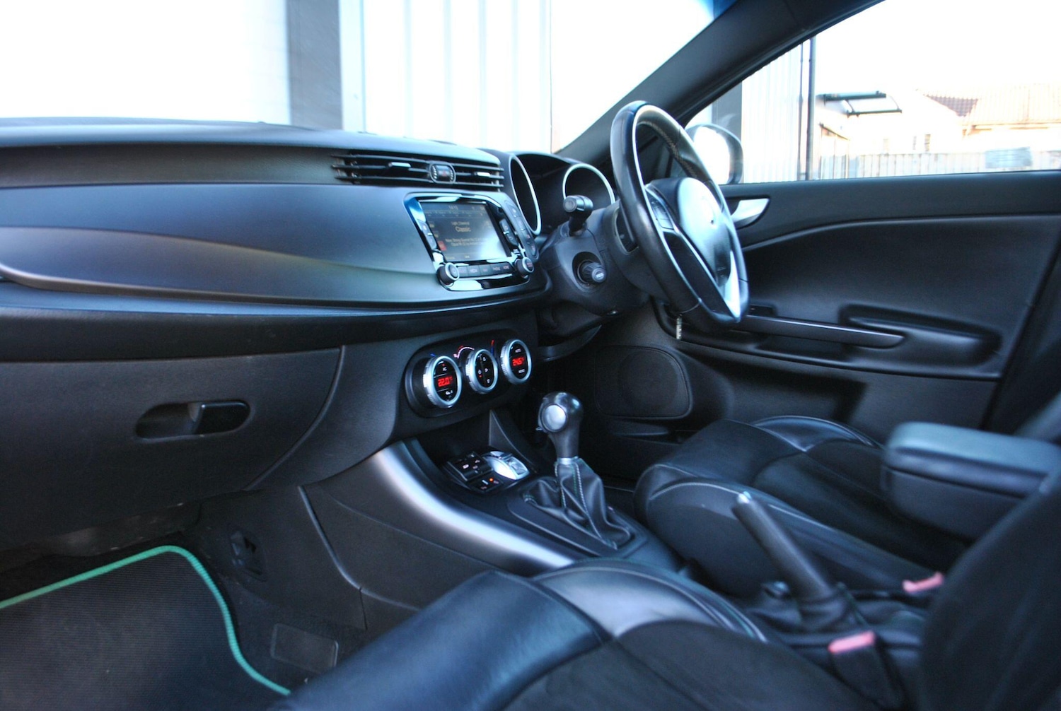 Used Alfa Romeo Giulietta 2014 for sale - 76772230: Photo 11