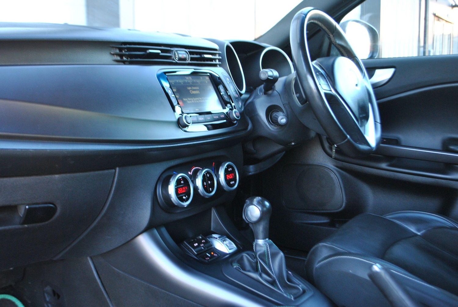 Used Alfa Romeo Giulietta 2014 for sale - 76772230: Photo 12