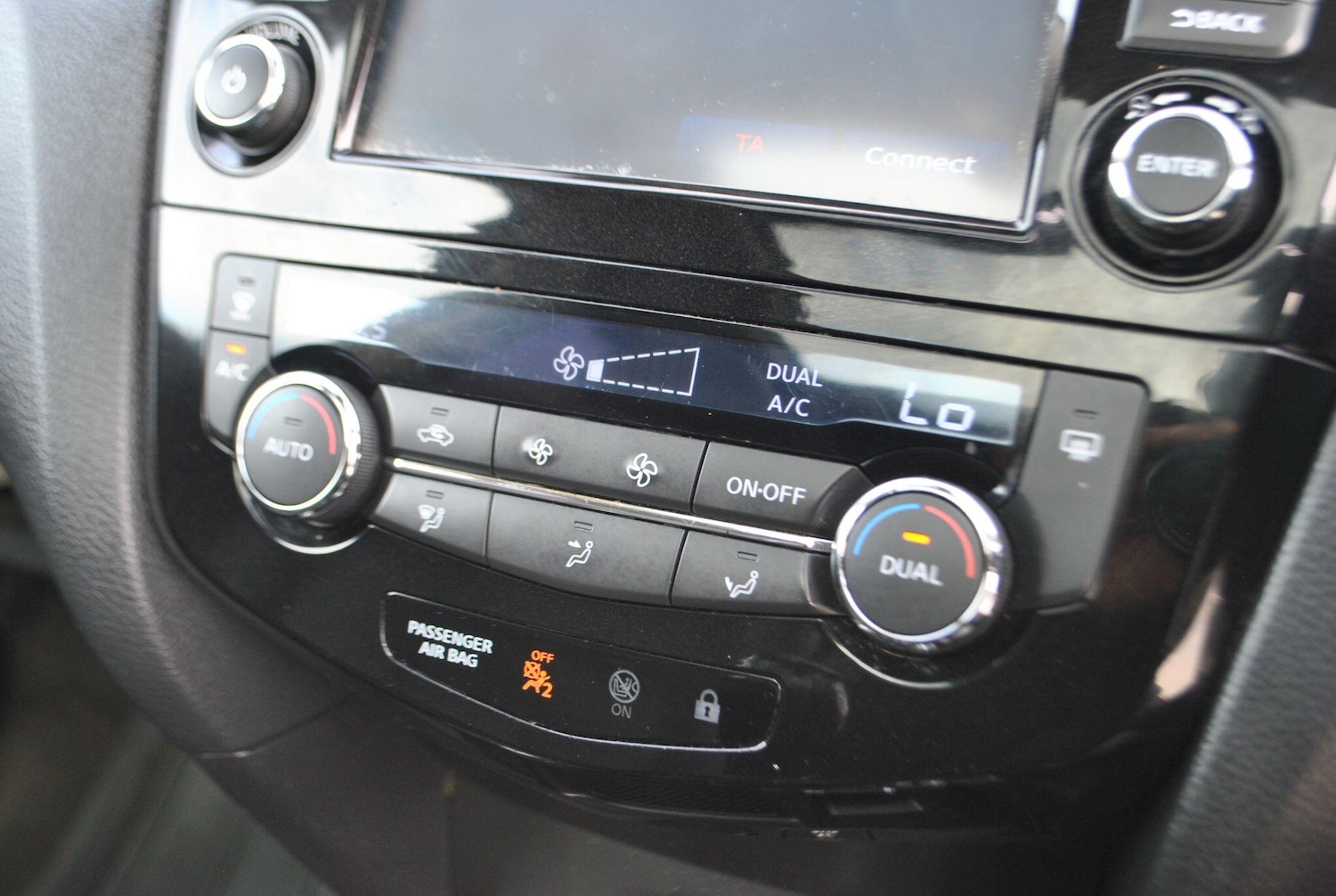 Used Nissan X-Trail 2015 for sale - 76151477: Photo 22