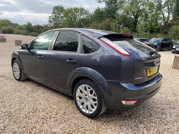 Used Ford Focus 2009 for sale - 75624081: Photo