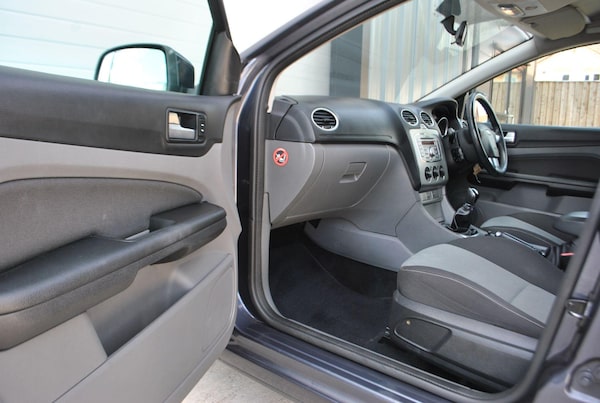 Used Ford Focus 2009 for sale - 75624081: Photo 6