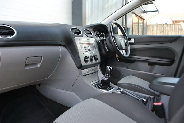 Used Ford Focus 2009 for sale - 75624081: Photo 8