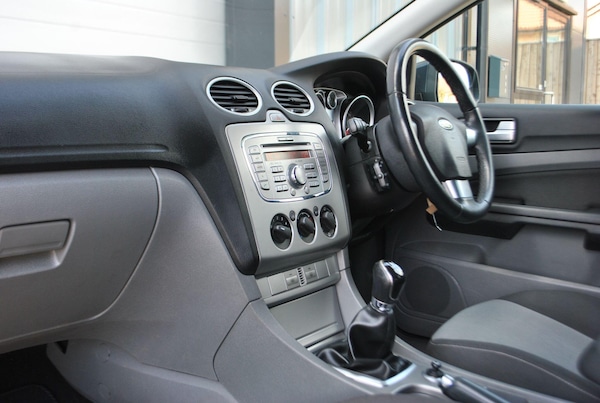 Used Ford Focus 2009 for sale - 75624081: Photo 9
